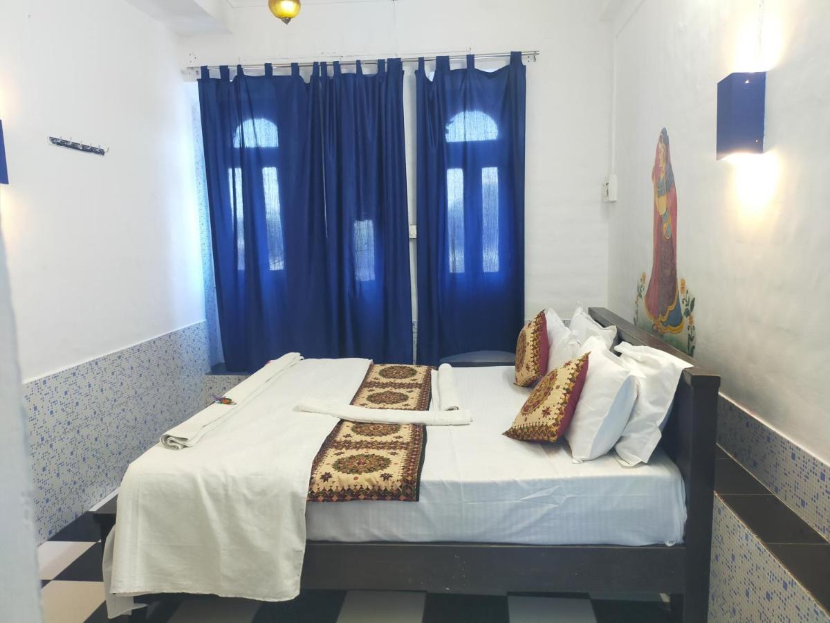 Dylan Cafe And Guest House Τζοντχπούρ Εξωτερικό φωτογραφία