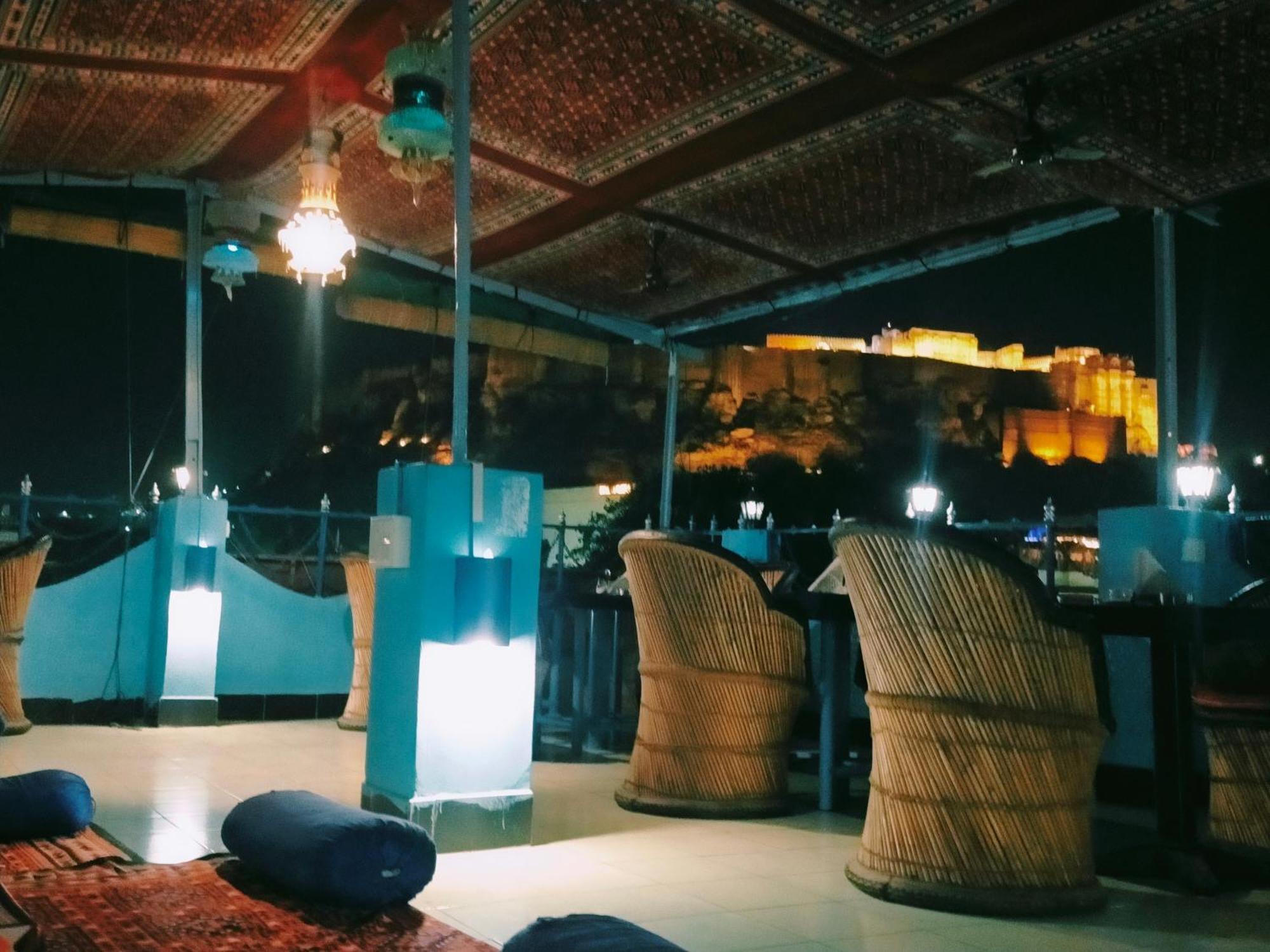 Dylan Cafe And Guest House Τζοντχπούρ Εξωτερικό φωτογραφία
